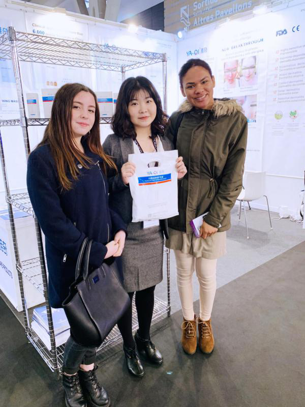 雅奇亮相2019年西班牙巴塞罗那国际美容美发展 雅奇亮相2019年西班牙巴塞罗那国际美容美发展